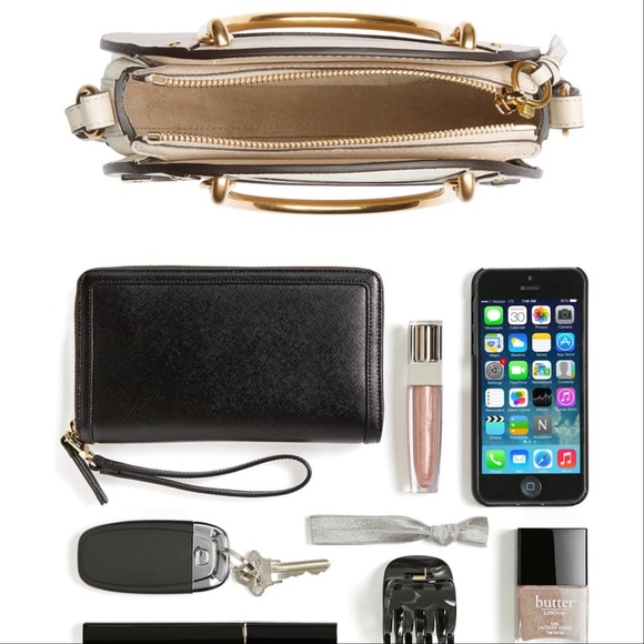 Chloe Small Pixie Round Bag in Biscuit Pink - Picture 13 of 16